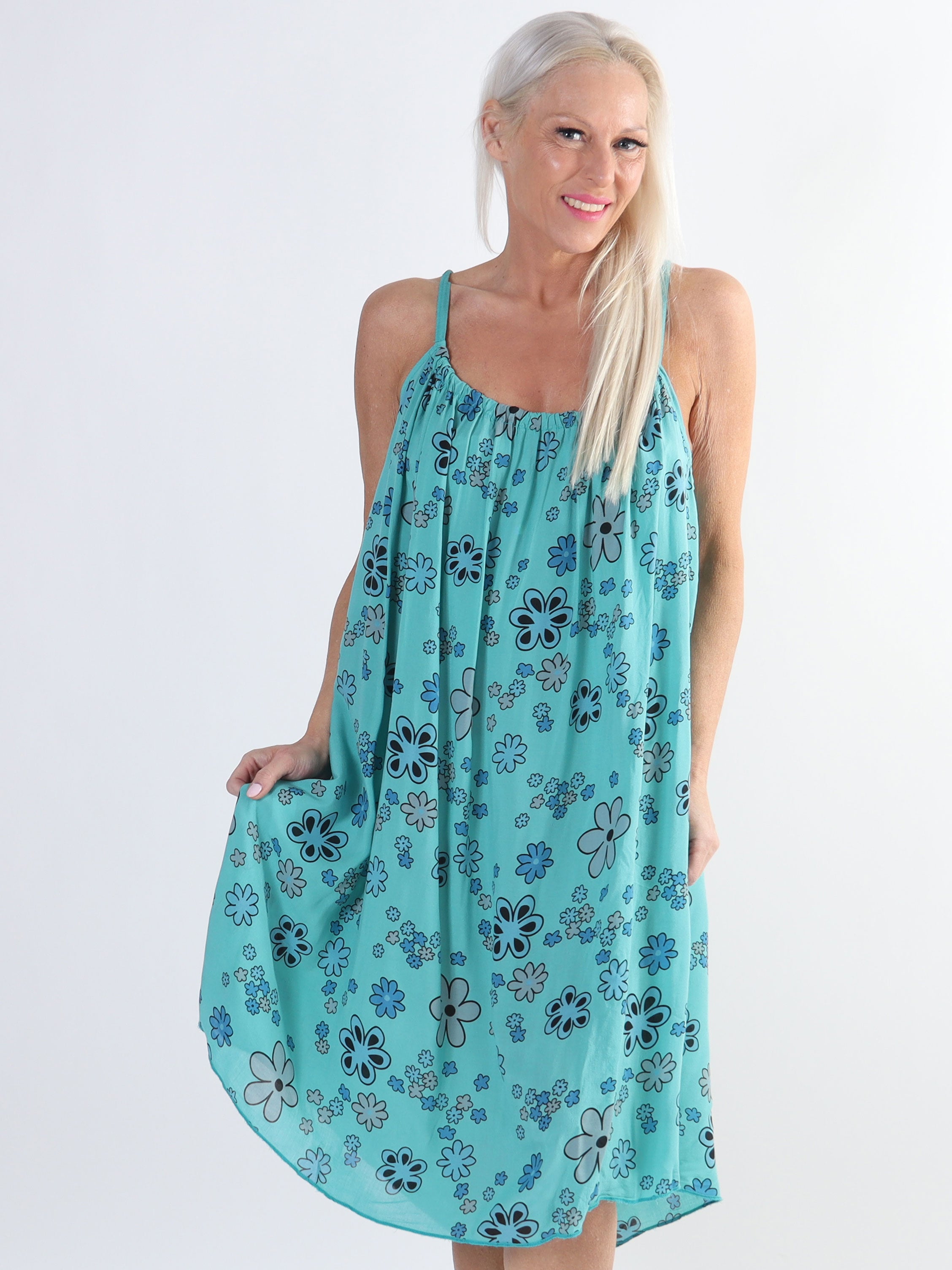 Sunshines Flower - Let plus size kjole i viskose med blomsterprint